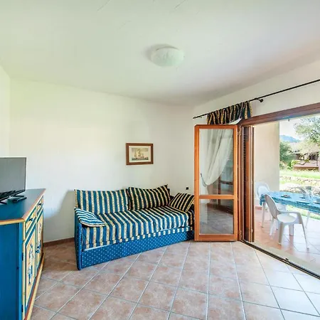 Trilo 6 Giardino Apartment